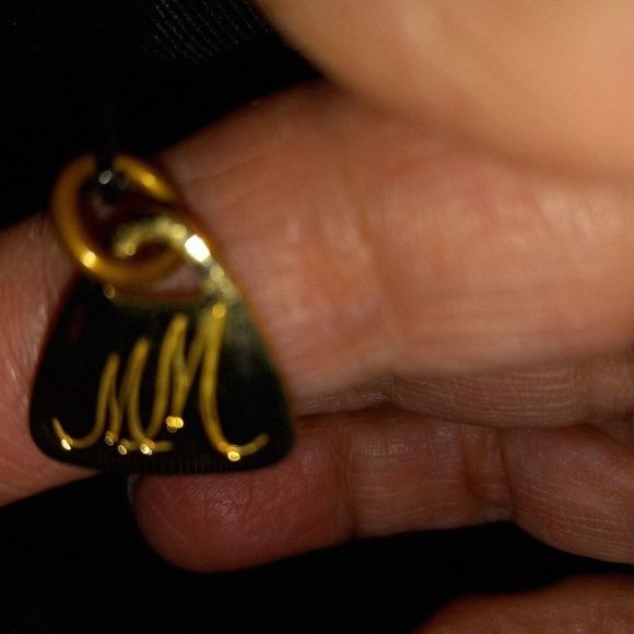 Morris Maskowitz Patten Leather Purse - Picture 12 of 13